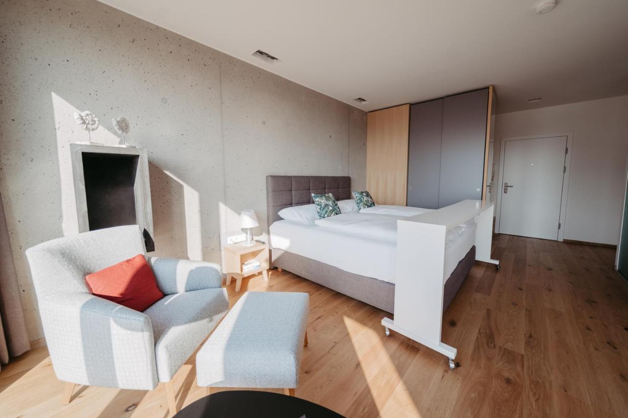 Hideaway An Der Weinstrasse - Pool & Sauna - Apartments Anderlage Spielfeld Exterior foto